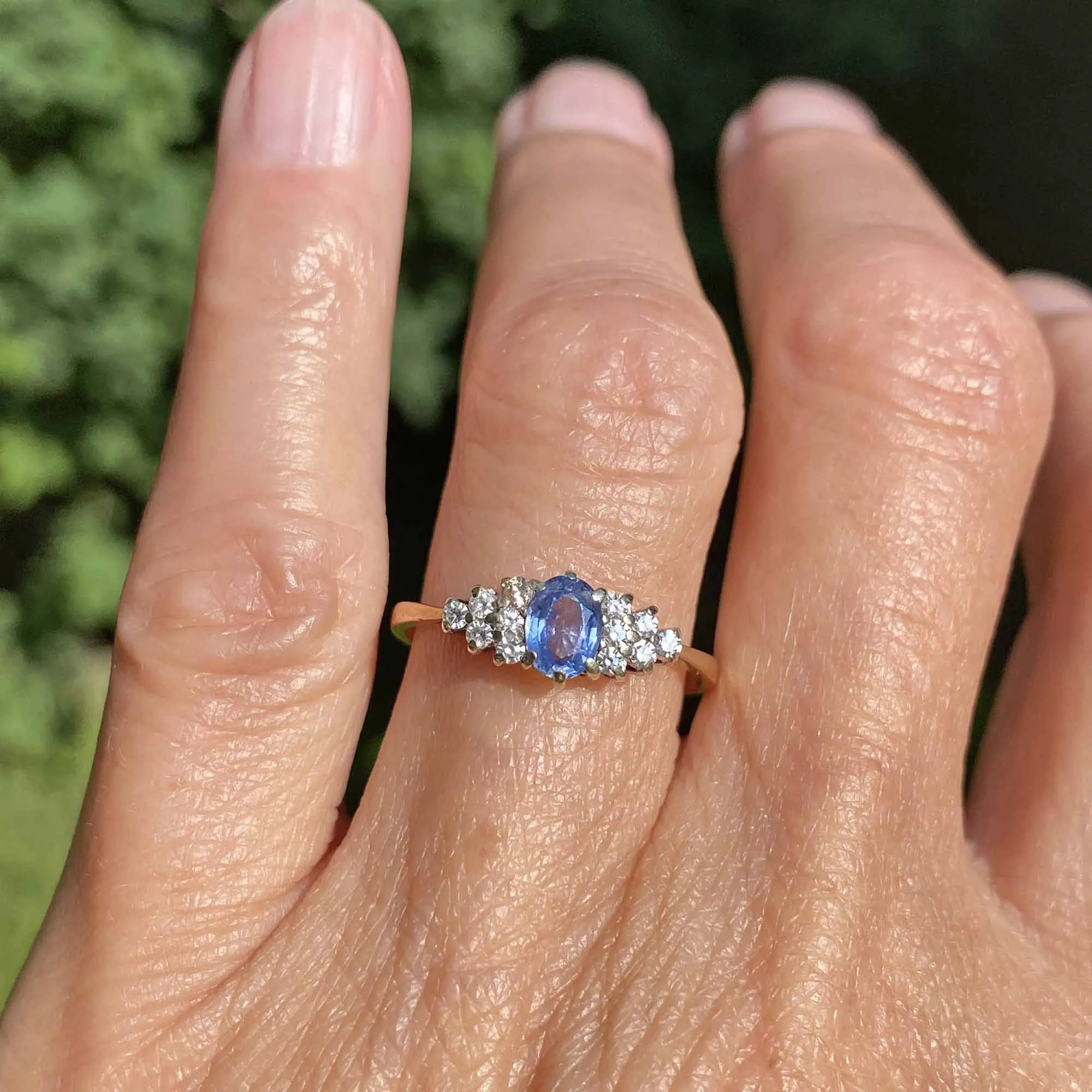 Gold Diamond Cluster Ceylon Sapphire Ring